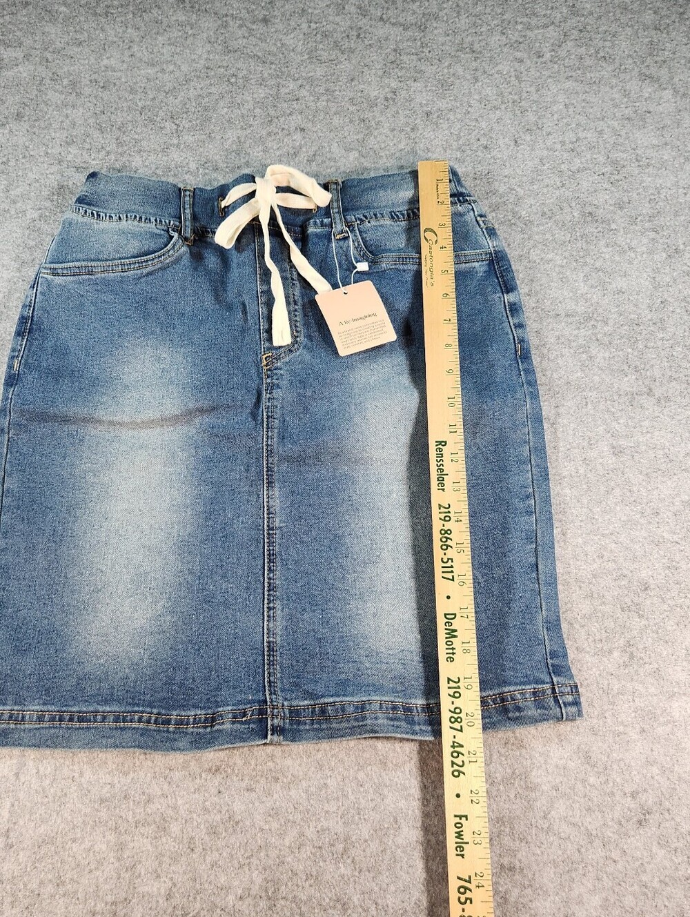 BloomChic Light Blue Denim Mini Skirt with Drawstring Size 10 - Picture 4 of 8